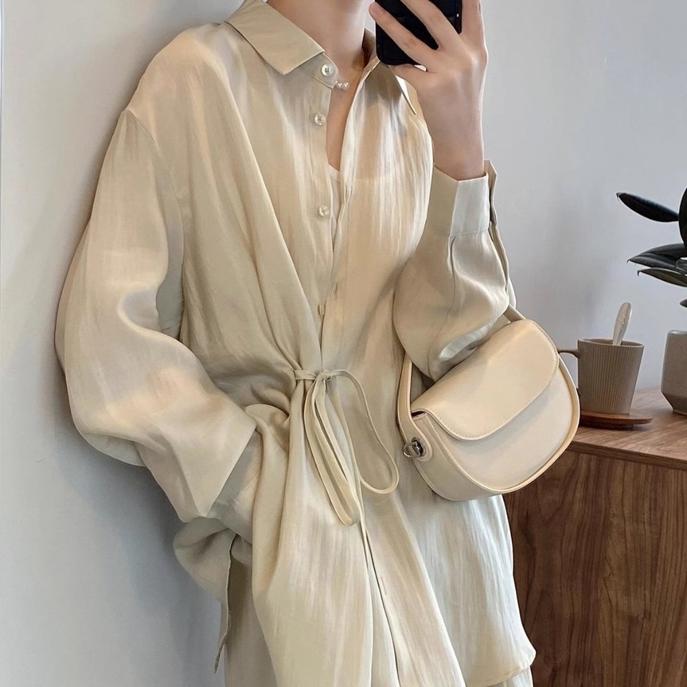 women's white shirt with tags